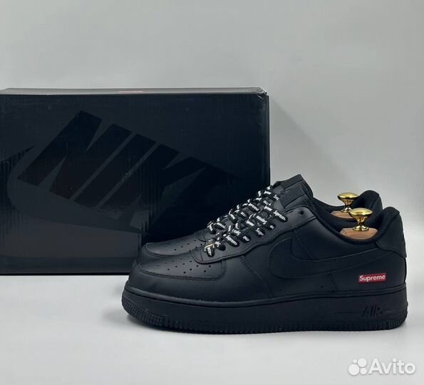 Кроссовки Nike Air Force 1 Low Supreme