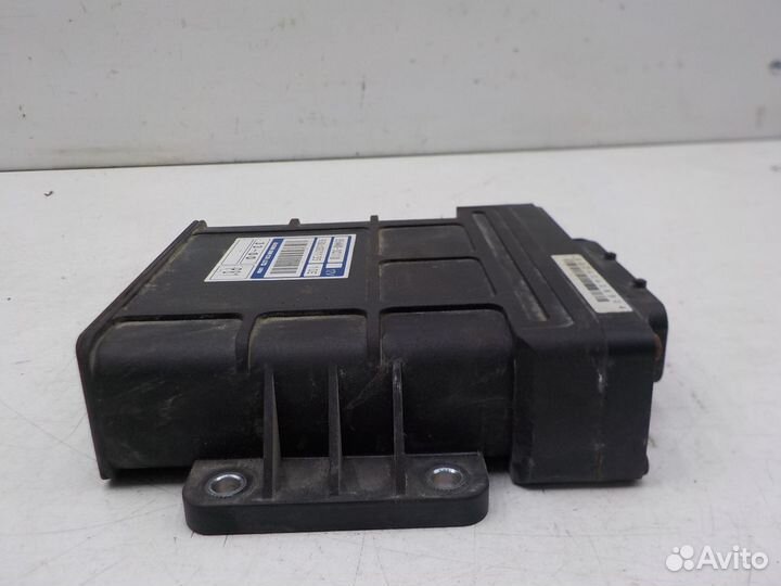 Блок управления АКПП на Hyundai Genesis