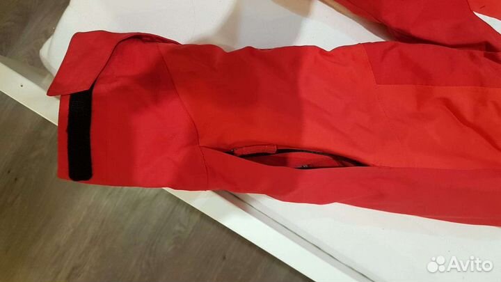 Куртка горнолыжная женская 44 размер