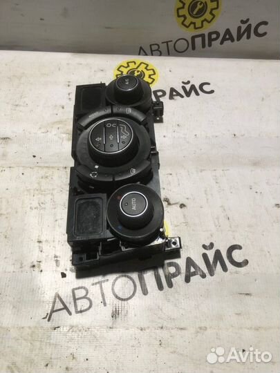 Блок управления климат-контролем Peugeot 308 EP6