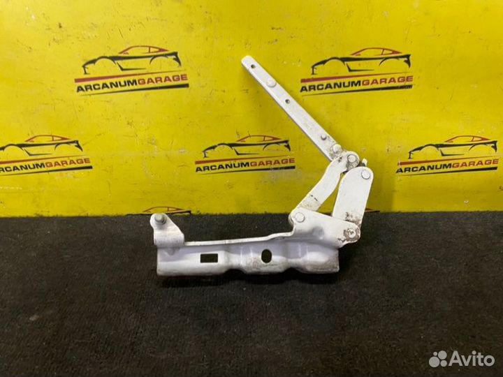 Петля капота правая Mercedes Clc W203 OM646.963