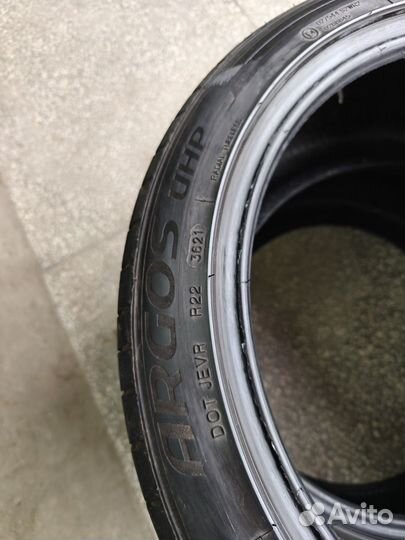 Roadking Argos UHP 245/40 R18