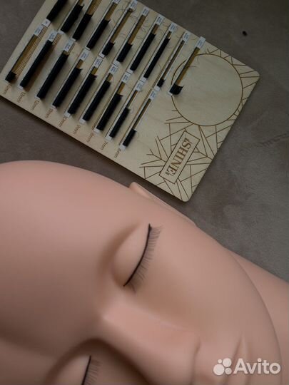 Обучение наращиванию ресниц