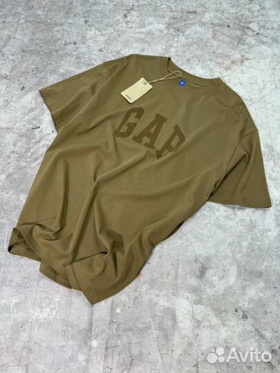 Футболка Gap x Yeezy