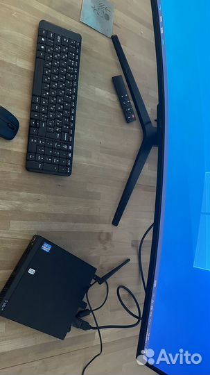 Неттоп Lenovo thinkcentre M72e