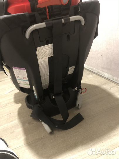 Автомобильное кресло isofix