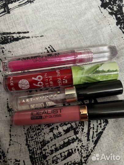 Набор косметики пакетом ресницы пучки