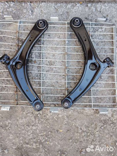 Рычаг передний Mitsubishi Outlander C-Crosser