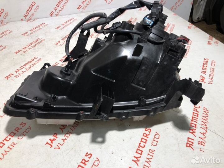 Фара галогеновая правая Nissan X Trail T31 2.0