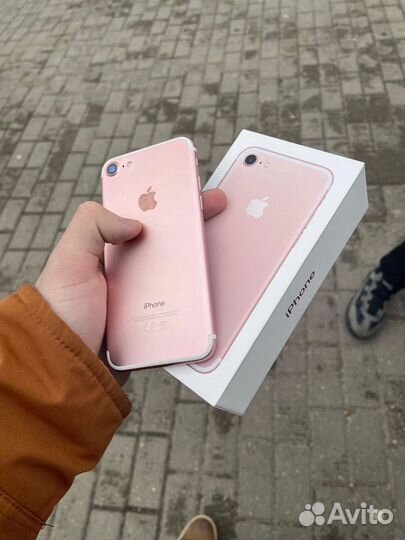 iPhone 7, 32 ГБ