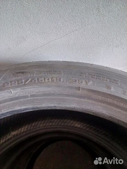 Goodyear Aquatred 225/45 R18 и 255/40 R18