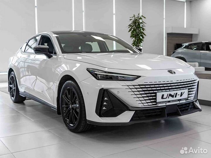 Changan UNI-V 1.5 AMT, 2024