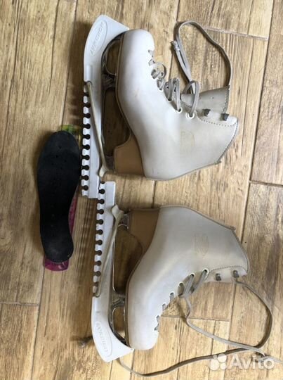 Коньки фигурные