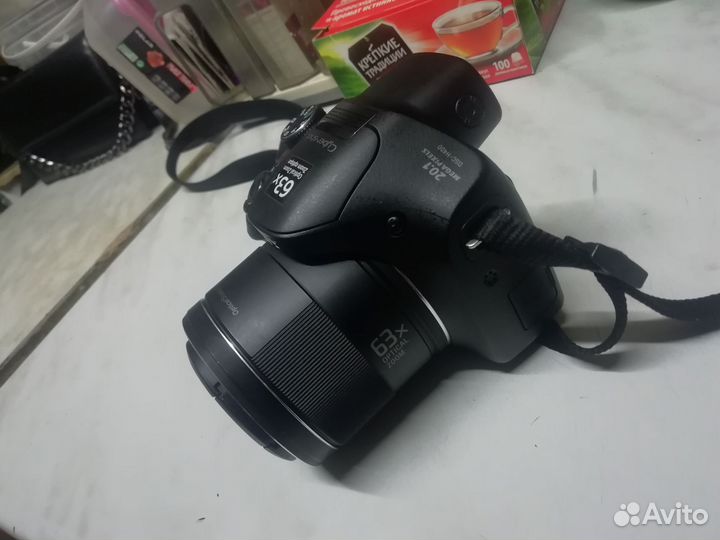 Sony Cyber-shot DSC-H400