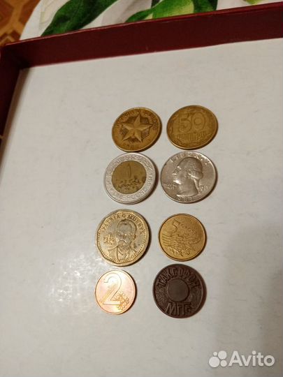 Монеты иностранные, жетоны