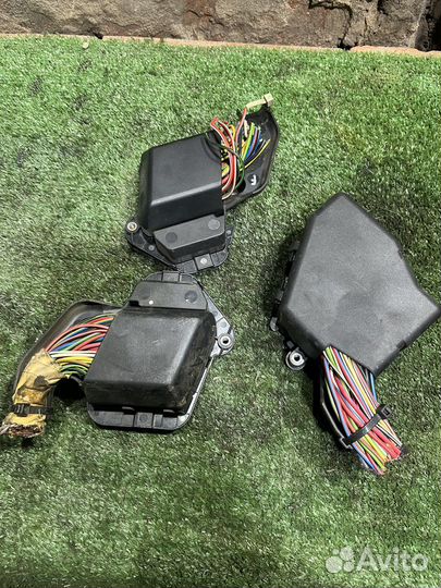 Блок предохранителей для Audi 100c4(45)