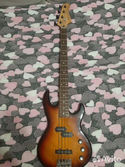 Басс гитара 4 струны