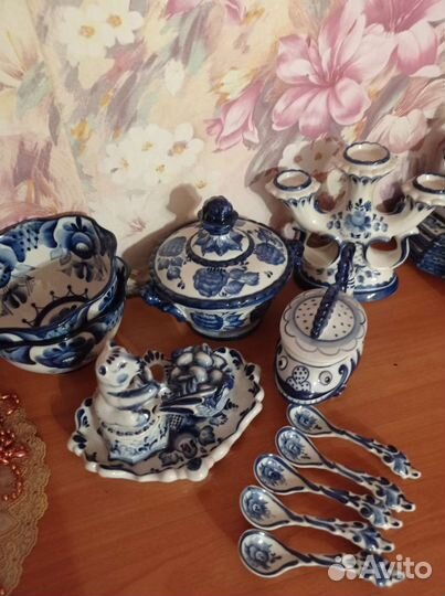 Посуда гжель