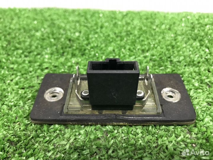 Фонарь подсветки номера Volkswagen Touareg 7L 2004