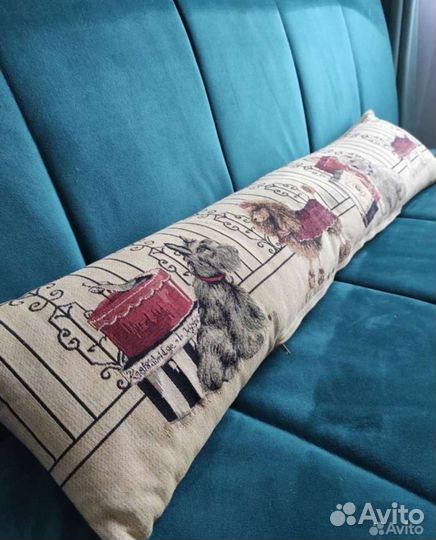 Подушка гобеленовая