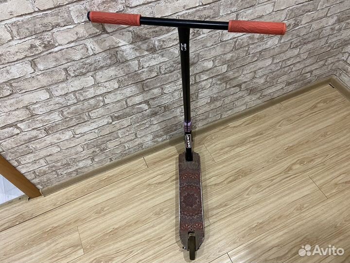 Трюковой самокат кастом