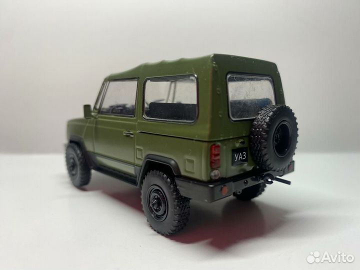 Модель УАЗ-3171 Коллекционная машинка. Игрушка