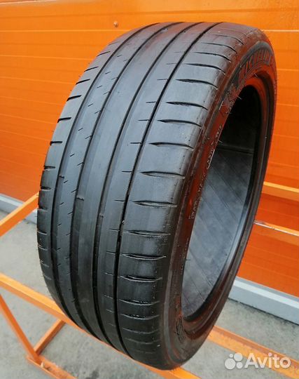 Michelin Pilot Sport 4 245/45 R19 102Y