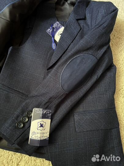 Новый костюм тройка Школа Клетка