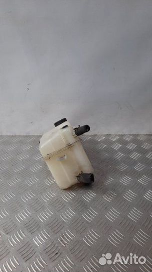 Бачок расширительный Toyota Avensis универсал 2.0