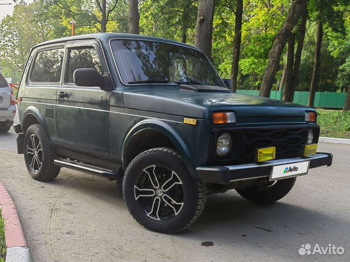 LADA 4x4 (Нива) 1.7 МТ, 2002, 130 000 км