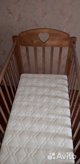 Детская кроватка с ортопедическим матрасом