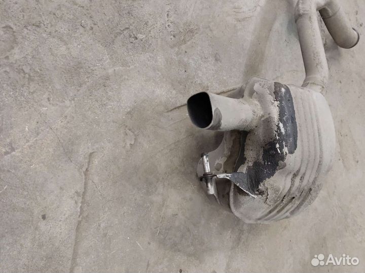 Глушитель левый на Mercedes c 205