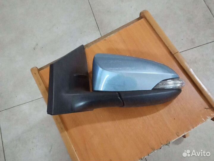 Зеркало левое Toyota Corolla 180 auris E 180