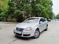 Volkswagen Jetta 1.6 MT, 2010, 241 000 км, с пробегом, цена 545 000 руб.