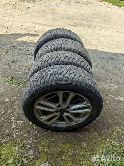 Kumho WinterCraft SUV Ice WS31 235/55 R18 104T