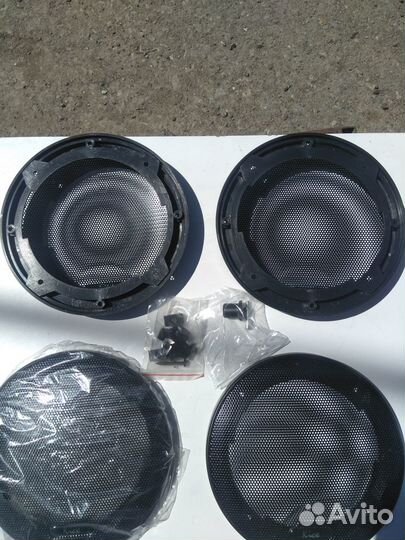 Сетка на Колонки