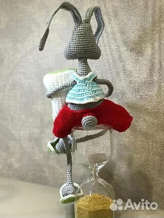 Интерьерная вязаная игрушка ручной работы