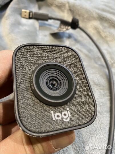 Logitec streamcam 1080/60 веб камера