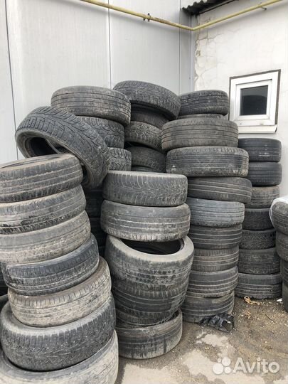 Dunlop Axiom Plus 235/65 R17