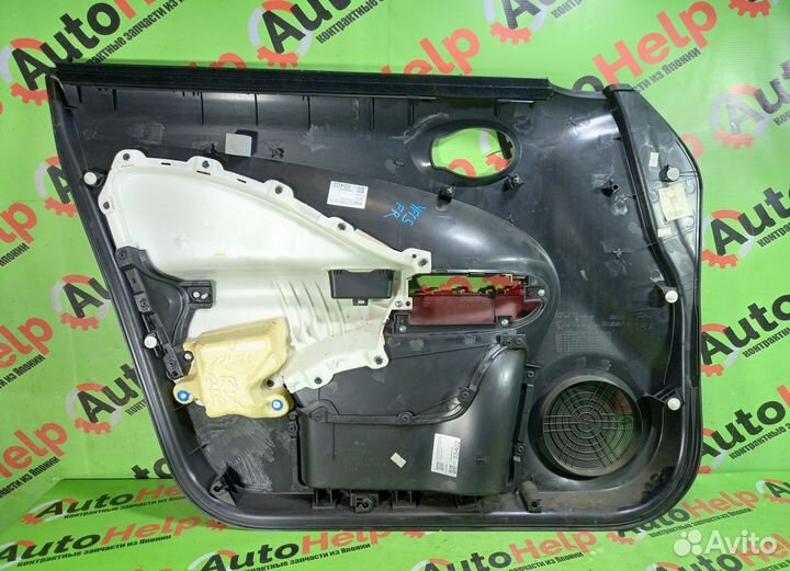 Обшивка двери nissan juke YF15 передняя правая