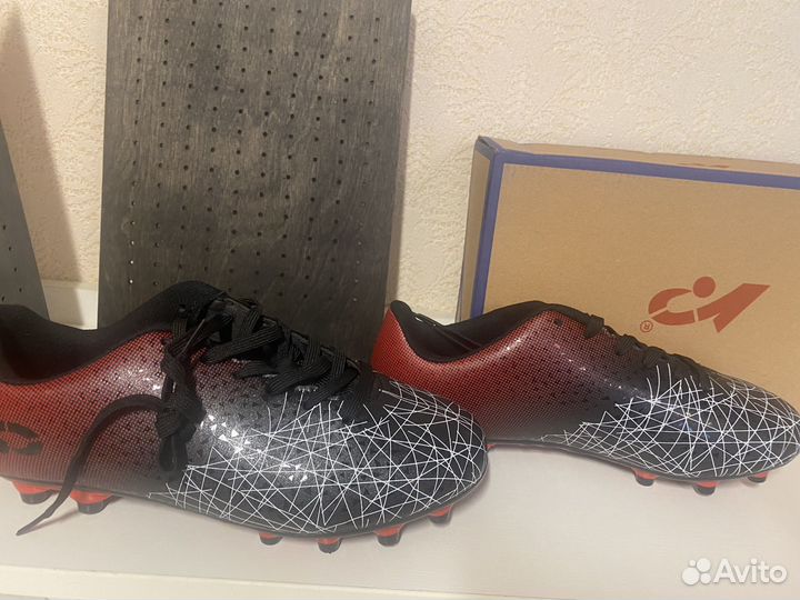 Футбольные бутсы