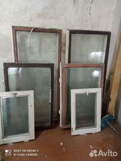 Деревянная оконная рама бу
