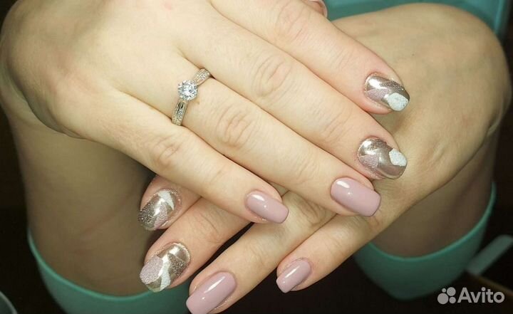 Маникюр педикюр брови в салоне 15 мкр.,2г