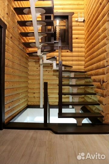 Лестница на металлокаркасе