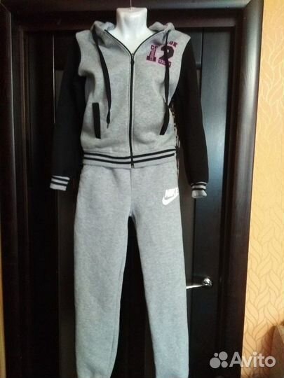 Спортивный костюм для прогулок