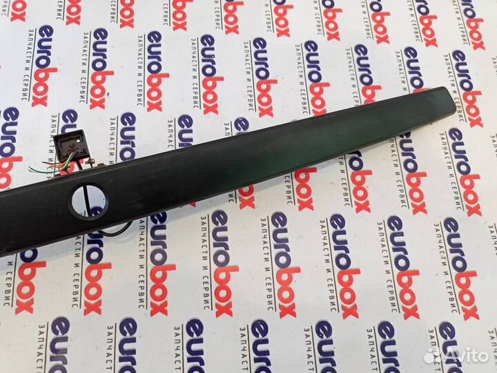 Накладка крышки багажника Nissan Almera (G15) 201