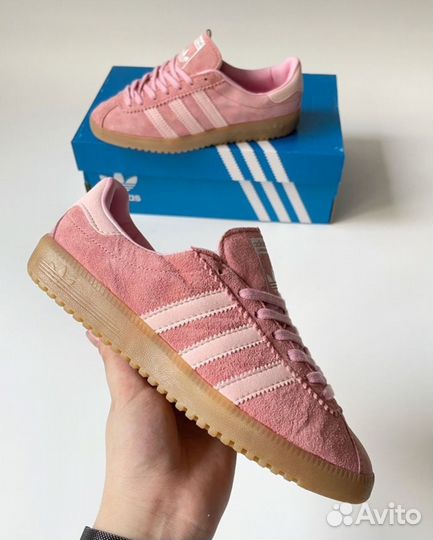 Adidas bermuda pink