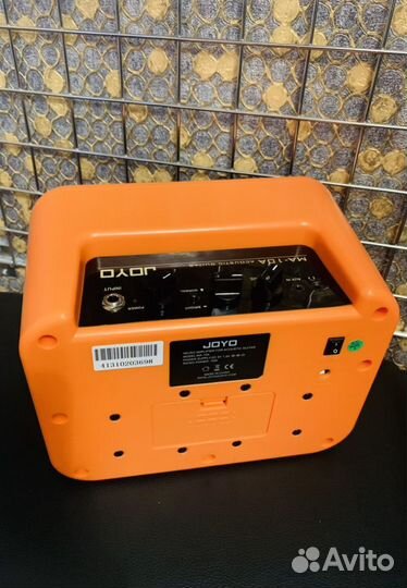 Портативный комбоусилитель + аксессуар