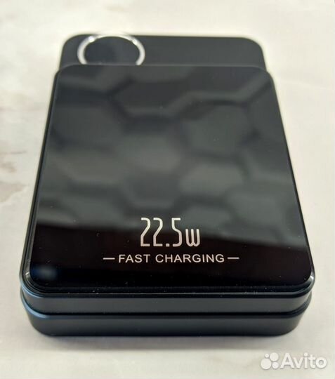 Powerbank с беспроводной зарядкой Magsafe