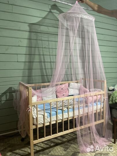 Детская кроватка